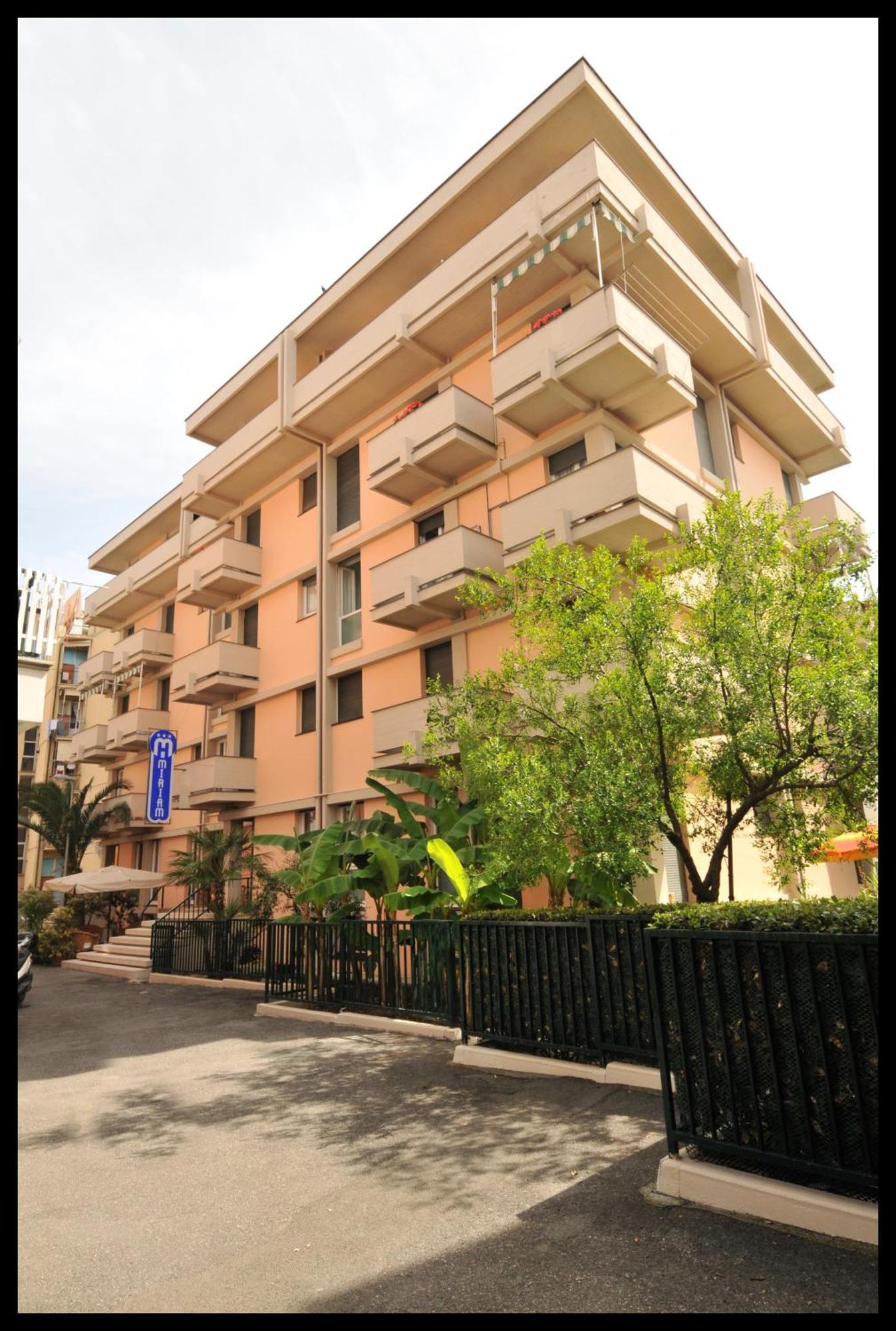 Hotel Miriam Sestri Levante Bagian luar foto