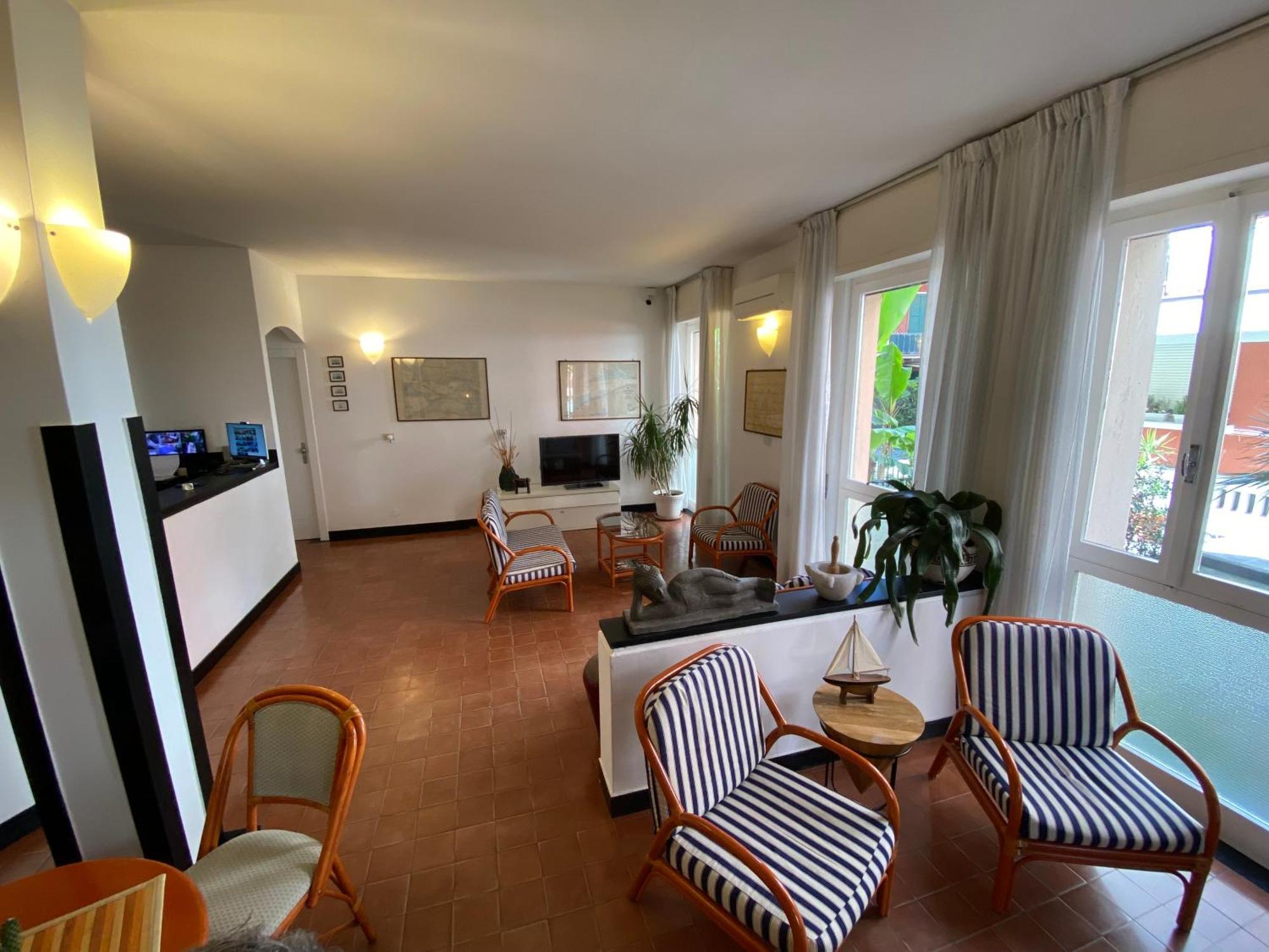 Hotel Miriam Sestri Levante Bagian luar foto