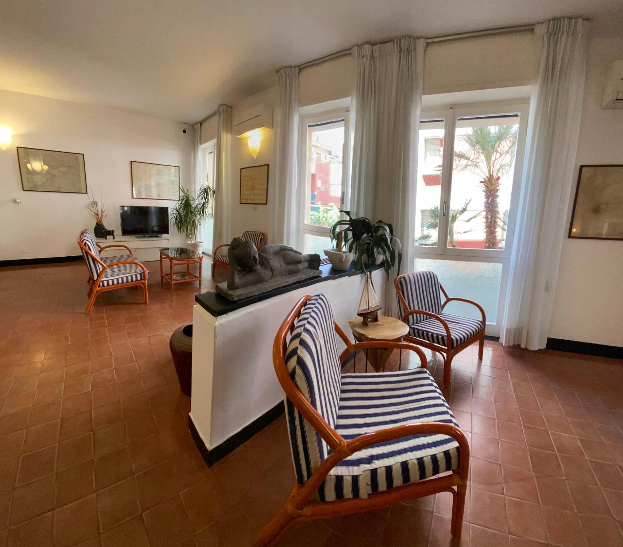 Hotel Miriam Sestri Levante Bagian luar foto