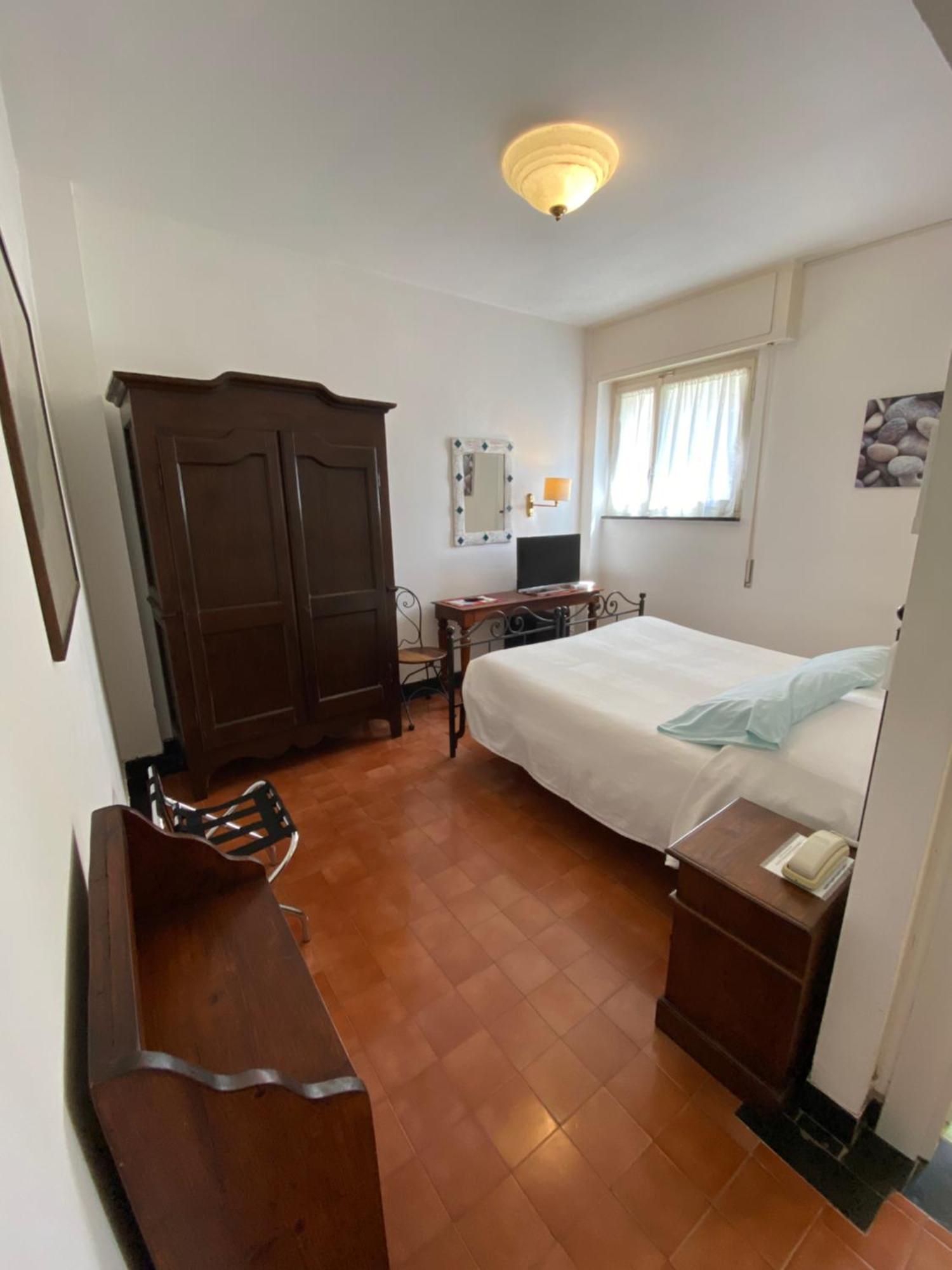 Hotel Miriam Sestri Levante Bagian luar foto