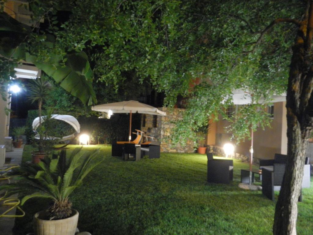 Hotel Miriam Sestri Levante Bagian luar foto