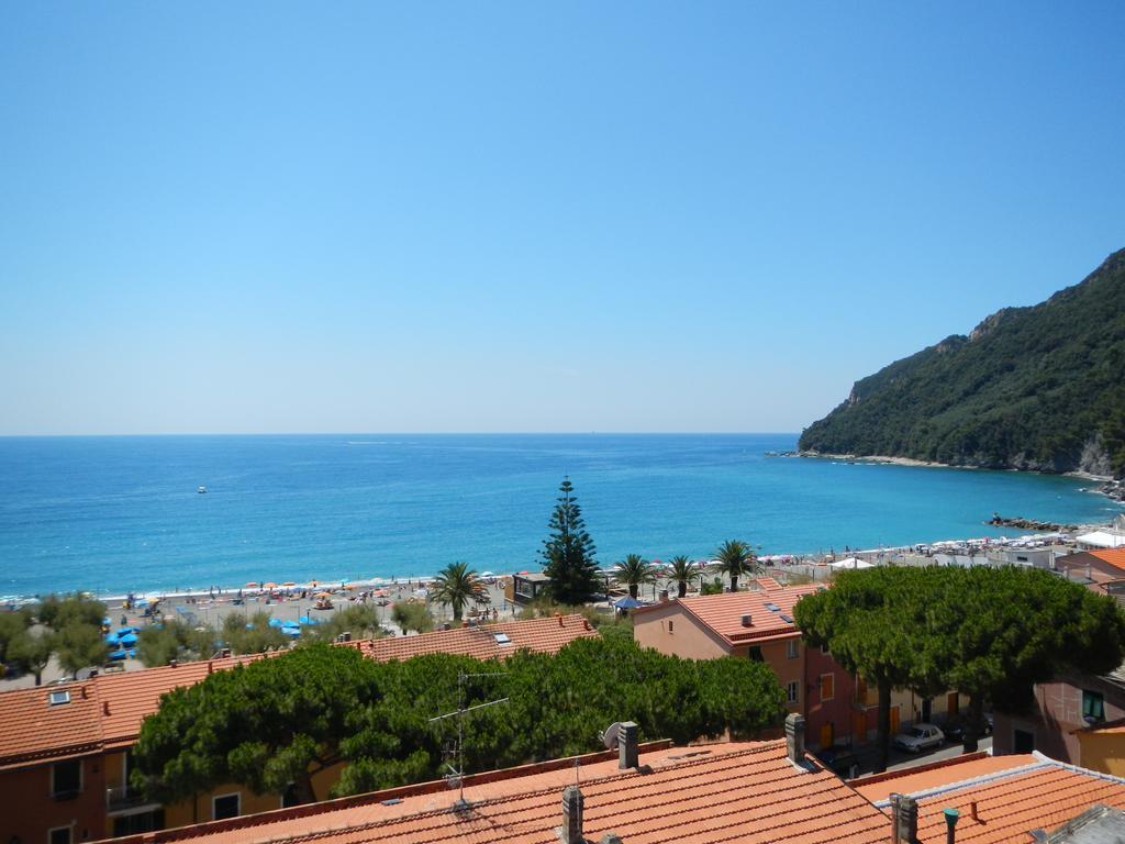 Hotel Miriam Sestri Levante Bagian luar foto